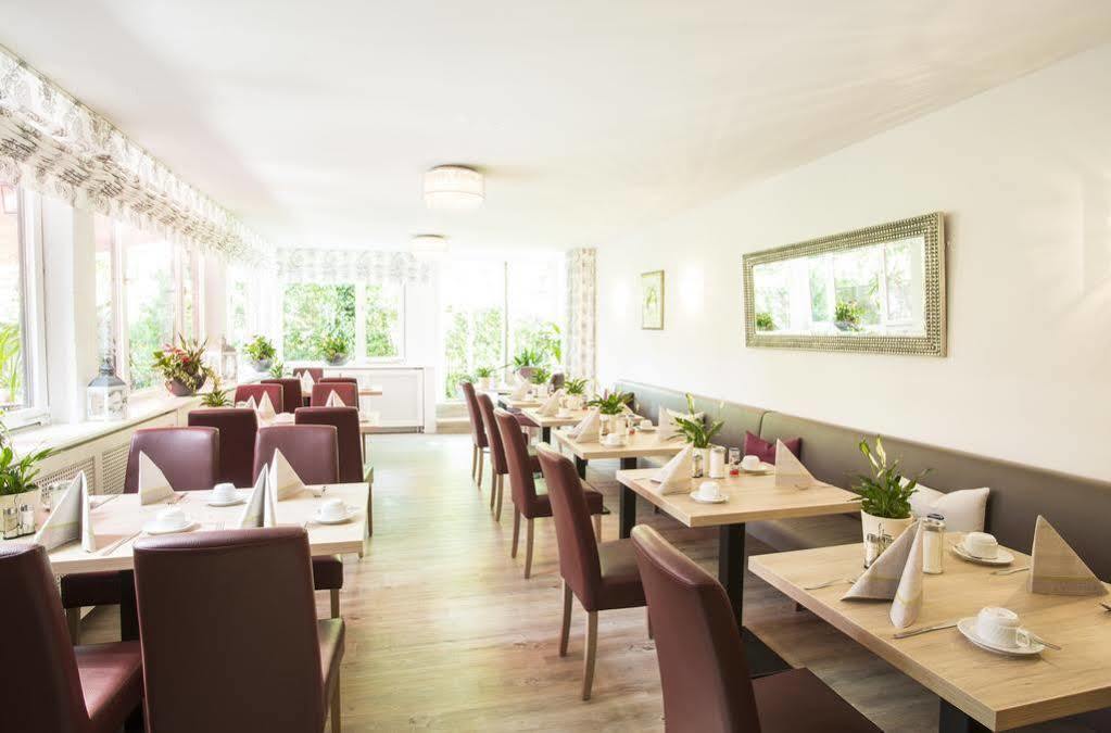 Hotel Winhart 3*